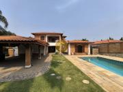 Casa de Condomínio com 5 Quartos e 7 banheiros à Venda,...