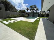 Casa de Condomínio com 5 quartos, Jardim Acapulco,...