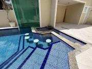 Casa de Condomínio com 5 quartos, Jardim Acapulco,...