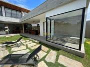 Casa de Condomínio com 5 quartos, Jardim Acapulco,...