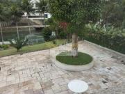 Casa de Condomínio com 5 Suítes para Comprar, 723m²...