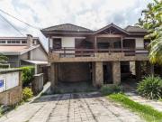 Casa de condomínio com 635 m², 4 quartos sendo 4 suítes...