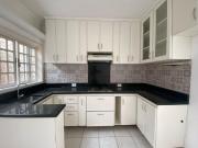 Casa de Condomínio com 78m², 2 dormitórios e 1 vaga de...