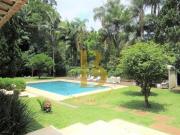 Casa de condomínio com 855 m², 3 quartos sendo 2 suítes...