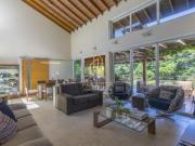 Casa de Condomínio com Vista Deslumbrante Moinho de...