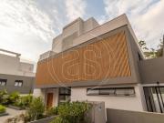 Casa de condomínio de 1200m2 privativos que fica dentro...