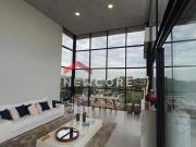 Casa de condomínio em Alameda Água Marinha Golf Gardens...