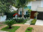 Casa de condomínio em Alameda Aquárius Alphaville...