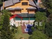 Casa de condomínio em Alameda dos Cardeais Caraguatá...