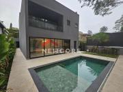 Casa de condomínio em Alameda Itanhaém Alphaville...