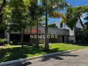 Casa de condomínio em Alameda Mantiqueira Alphaville...