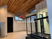 Casa de condomínio em Avenida das Esmeraldas Jardim...