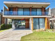 Casa de condomínio em Capão da Canoa Zona Nova Capão da...