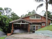 Casa de condomínio em Embu das Artes!