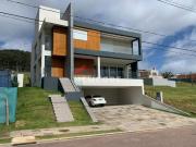 Casa de condomínio em Estrada das Três Meninas Vila Nova...