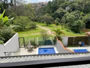 Casa de condomínio em Estrada Jardim da Serra Barreiro...