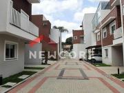 Casa de condomínio em Rua Bernardo Sobieck Campo...