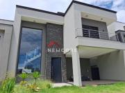 Casa de condomínio em Rua Maria Martins Maia Parque...