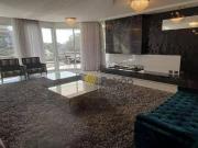 Casa com 5 dormitórios à venda, 950 m² por R$...