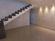 Casa de Condomínio em Vila Mazzei com 123m²!