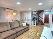 Casa de condomínio fechado, nas imediações do metrô...