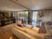 Casa de condomínio no bairro Cidade Jardim, 545m², 3...