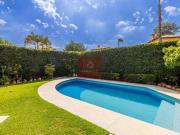 Casa de Condomínio no Jardim Luzitânia, com área total...