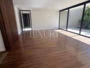 Casa de Condominio,nova e em fase de entrega com 394 m²...