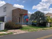 Casa de Condomínio para venda e aluguel em Alphaville...