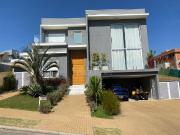 Casa de Condomínio para venda e aluguel em Chácara São...