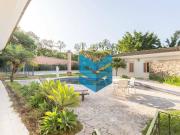 Casa de Condomínio para venda e aluguel em Chácaras...