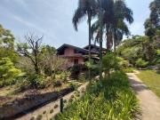 Casa de Condomínio para venda e aluguel em Granja Viana...