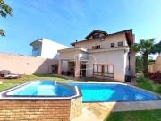 Casa de Condomínio para venda e aluguel em Granja Viana...