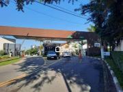 Casa de Condomínio para venda e aluguel em Granja Viana...