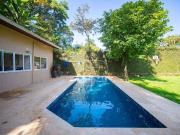 Casa de Condomínio para venda em Recanto Impla em...