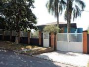 Casa de Condomínio para venda e aluguel em Granja Viana...