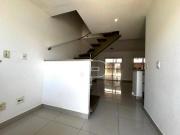 Casa de Condomínio para venda e aluguel em Granja Viana...