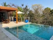 Casa de Condomínio para venda e aluguel em Jardim...