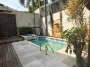 Casa de Condomínio para venda e aluguel em Jardim...