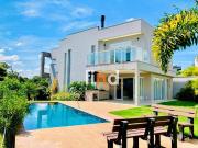 Casa de Condomínio para venda e aluguel em Moinho Velho...