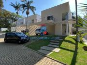 Casa de Condomínio para venda e aluguel em Sítios De...