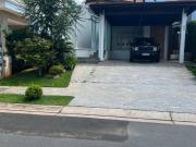 Casa de Condomínio para venda e aluguel em Parque...