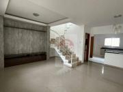 Casa de Condomínio para venda e aluguel em Vila Areao em...