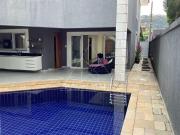 Casa de Condomínio para Venda e locação no Guarujá, 5...