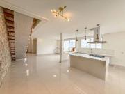 Casa de Condomínio para venda em Água Das Pedras em...