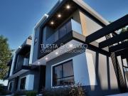 Casa de Condomínio para venda em Água Verde de 125.00m²...