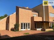 Casa de Condomínio para venda em Aldeia Da Serra de...