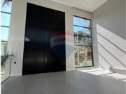 Casa de Condomínio para venda em Alphaville Centro...