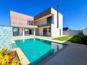 Casa de Condomínio para venda em Alphaville Granja Viana...