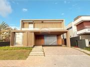 Casa de Condomínio para venda em Alphaville Nova...